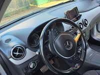 Gebraucht Mercedes B200 156 PS (114 kW) 2014 Grau Van / Kleinbus