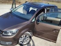 Gebraucht VW Touran Style 140 PS (102 kW) 2011 Braun Van / Kleinbus