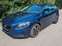 Gebraucht Volvo V40 Ocean Race 190 PS (139 kW) 2015 Blau Limousine