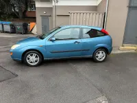 Gebraucht Ford Focus 100 PS (73 kW) 2000 Blau Limousine