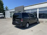 Gebraucht Mercedes V300 Avantgarde 237 PS (174 kW) 2025 Obsidianschwarz Van / Kleinbus