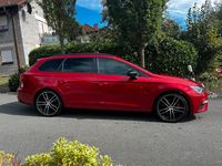 Używany Seat Leon 4Drive 300 KM (220 kW) 2017 Czerwony Sedan/Limuzyna