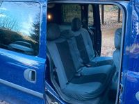Gebraucht Opel Combo 75 PS (55 kW) 2011 Blau Van / Kleinbus
