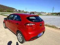 Gebraucht Kia Rio 89 PS (65 kW) 2012 Rot Kleinwagen