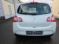 Gebraucht Renault Twingo Expression 75 PS (55 kW) 2013 Weiß Kleinwagen