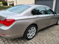 Gebraucht BMW 730 245 PS (180 kW) 2009 Silber Limousine