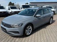 Gebraucht VW Passat Conceptline 122 PS (89 kW) 2022 Grau Kombi