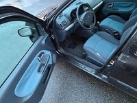 Gebraucht Renault Clio II 75 PS (55 kW) 2005 Schwarz Kleinwagen