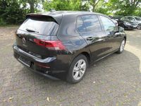 Gebraucht VW Golf VIII Active 150 PS (110 kW) 2021 Uranograu Limousine