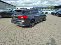 Używany Ford Focus Active 182 KM (133 kW) 2019 Szary Sedan/Limuzyna