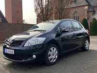 Gebraucht Toyota Auris Edition 99 PS (72 kW) 2012 Blau Limousine