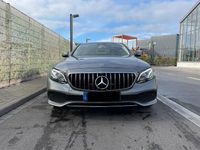 Gebraucht Mercedes E220 AMG line 194 PS (142 kW) 2017 Grau Limousine
