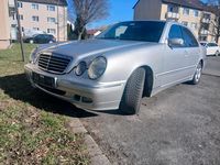 Second-hand Mercedes E270 170 CP (125 kW) 2001 Berlinǎ