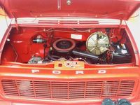 Gebraucht Ford Transit 65 PS (47 kW) 1977 Rot Limousine