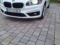 Gebraucht BMW 225 231 PS (169 kW) 2017 Weiß Limousine