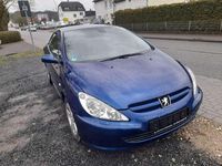 Gebraucht Peugeot 307 CC 136 PS (100 kW) 2004 Blau Cabrio