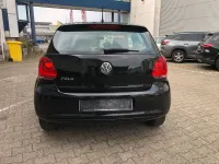 Gebraucht VW Polo 60 PS (44 kW) 2013 Schwarz Kleinwagen