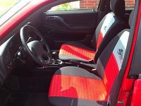 Gebraucht VW Passat 90 PS (66 kW) 1995 Rot Kombi