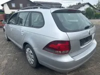 Gebraucht VW Golf VI 90 PS (66 kW) 2011 Silber Kleinwagen