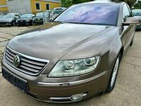 Gebraucht VW Phaeton 239 PS (175 kW) 2009 Grau Limousine