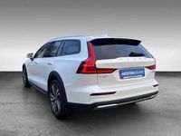 Gebraucht Volvo V60 CC Plus 197 PS (144 kW) 2023 Schwarz Kombi