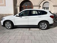 Gebraucht BMW X1 220 PS (161 kW) 2021 Weiß SUV