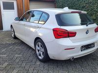 Gebraucht BMW 116 Advantage 116 PS (85 kW) 2016 Weiß Kleinwagen