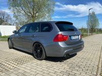 gebraucht BMW 325 i Touring - M Paket AHK sehr gepflegt