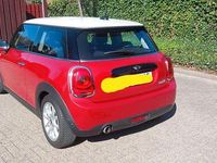 Second-hand Mini Cooper 136 CP (100 kW) 2017 Roșu Hatchback