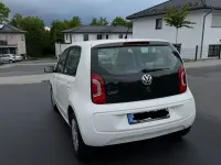 Gebraucht VW up! 65 PS (47 kW) 2016 Weiß Kleinwagen