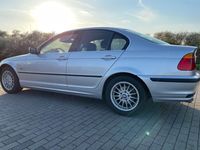Gebraucht BMW 320 150 PS (110 kW) 1999 Silber Limousine