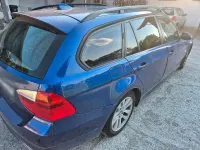 Gebraucht BMW 320 95 PS (69 kW) 2006 Blau Kombi
