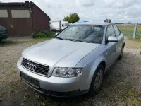 Gebraucht Audi A4 131 PS (96 kW) 2001 Silber Limousine