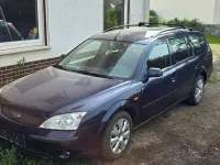 Gebraucht Ford Mondeo Ambiente 125 PS (91 kW) 2002 Blau Kombi