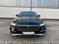 Gebraucht Mercedes E220 Exclusive 194 PS (142 kW) 2020 Schwarz Limousine