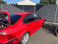 Gebraucht BMW 318 143 PS (105 kW) 2004 Rot Limousine