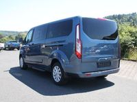 Gebraucht Ford Tourneo Titanium 150 PS (110 kW) 2023 Blau Kombi