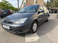 Używany Ford Focus Ambiente 101 KM (74 kW) 2002 Szary Sedan/Limuzyna