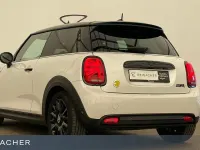 Gebraucht Mini Cooper SE 135 kW (184 PS) 2023 Weiß Kleinwagen