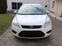 Gebraucht Ford Focus Style 109 PS (80 kW) 2009 Weiß Kombi