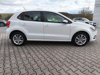 Gebraucht VW Polo Highline 90 PS (66 kW) 2014 Weiß Limousine