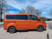 Gebraucht Ford Tourneo Titanium 150 PS (110 kW) 2023 Orange Van / Kleinbus