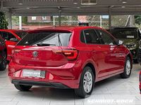 Gebraucht VW Polo Style 95 PS (69 kW) 2022 Rot Kleinwagen