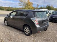 Gebraucht Toyota Verso 2013 Grau Van / Kleinbus