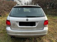Gebraucht VW Golf VI Comfortline 123 PS (90 kW) 2010 Silber Kleinwagen