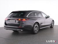 Gebraucht Mercedes E220 Avantgarde 197 PS (144 kW) 2025 Grau Limousine