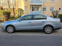 Gebraucht VW Passat 105 PS (77 kW) 2005 Blau Limousine