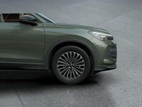Gebraucht VW Tiguan 131 PS (96 kW) 2025 Grün SUV