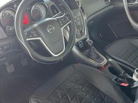 Gebraucht Opel Astra 110 PS (80 kW) 2012 Silber Kombi