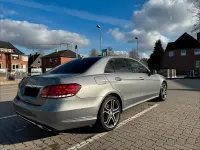 Gebraucht Mercedes E220 170 PS (125 kW) 2014 Grau Limousine